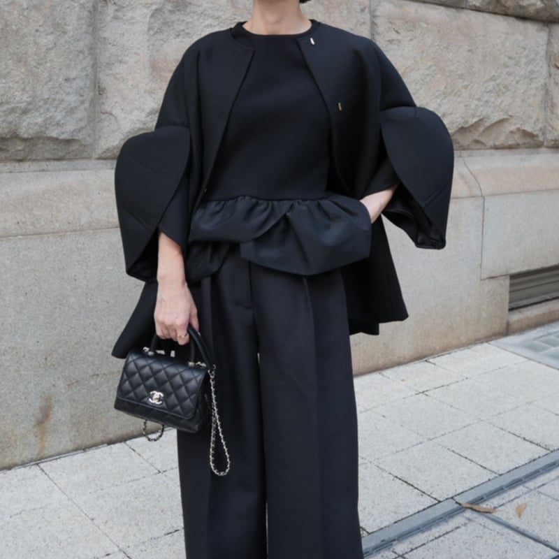 Tulip Sleeve Bonding Coat | HEVE