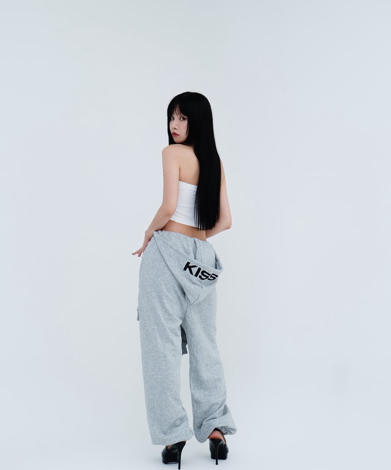 再入荷】hooded sleeve sweat pants | KISS THE CLUB