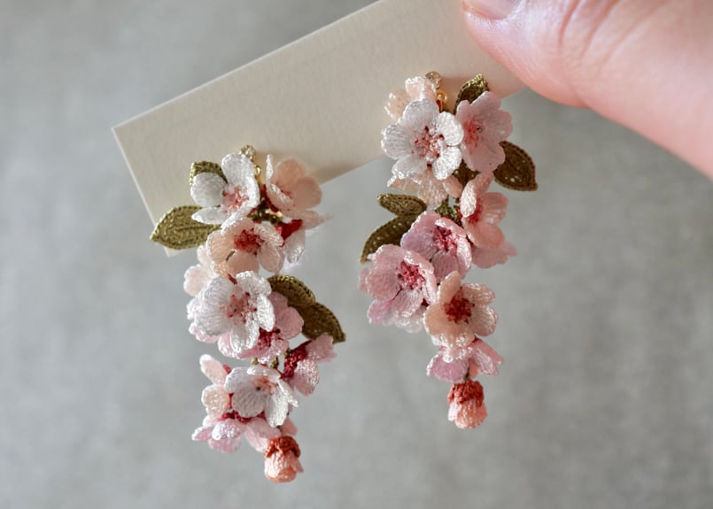 桜の耳飾り | アンデルヨン