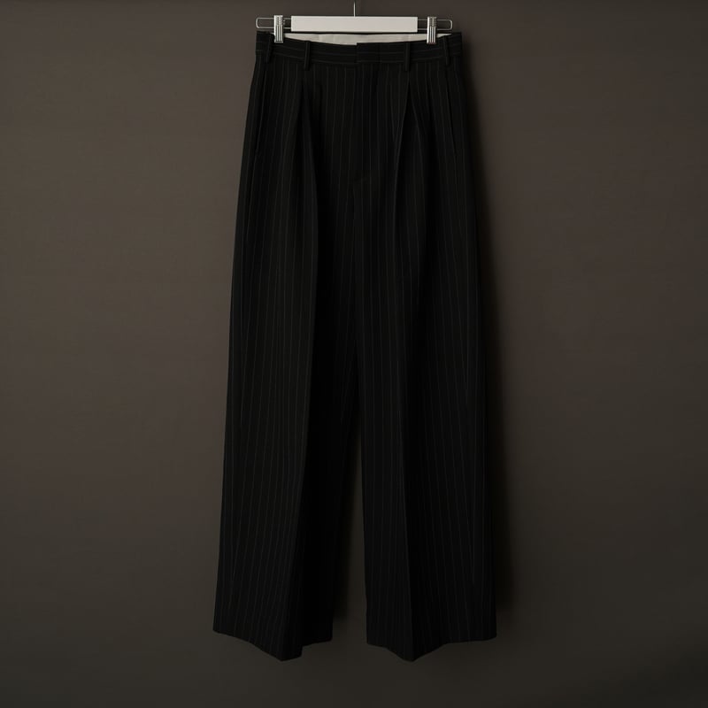 MIX TUCK DESIGN WIDE STRIPE SLACKS【BLACK】 | SHI