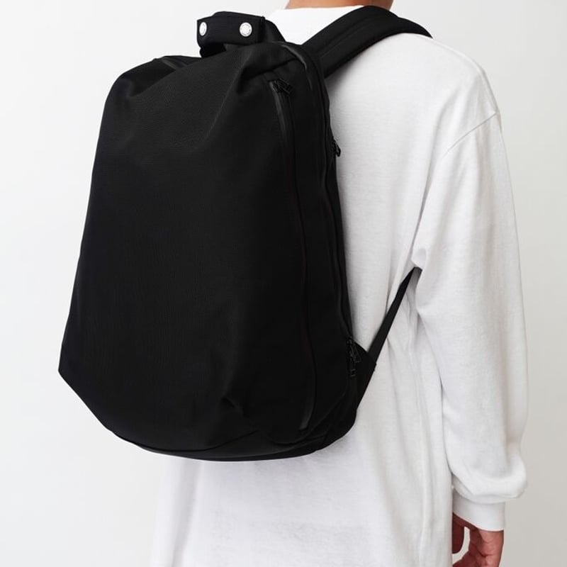 UNIVERSAL PRODUCTS. NEW UTILITY BAG[BLACK] | niki