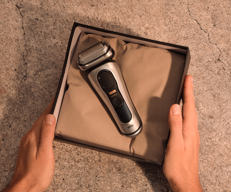 Braun Series 9 Pro+ Electric Shaver with ProTrimmer | Braun AE