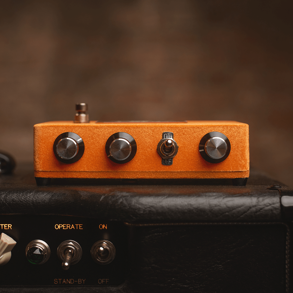 Warm Audio Foxy Tone Box Foxx Tone Machine Fuzz Clone Octave Fuzz
