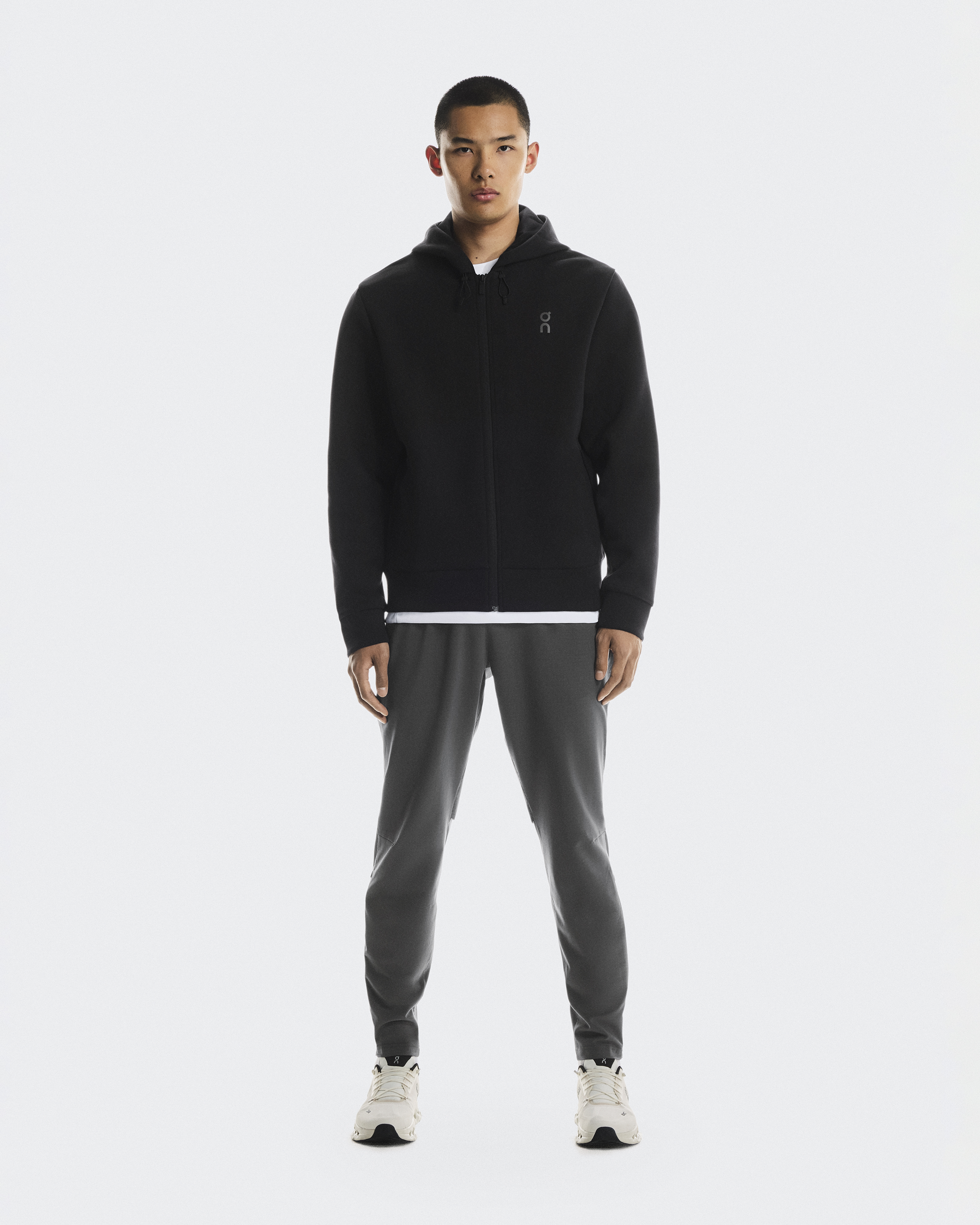 メンズ Focus Tech Zip Hoodie | On 日本