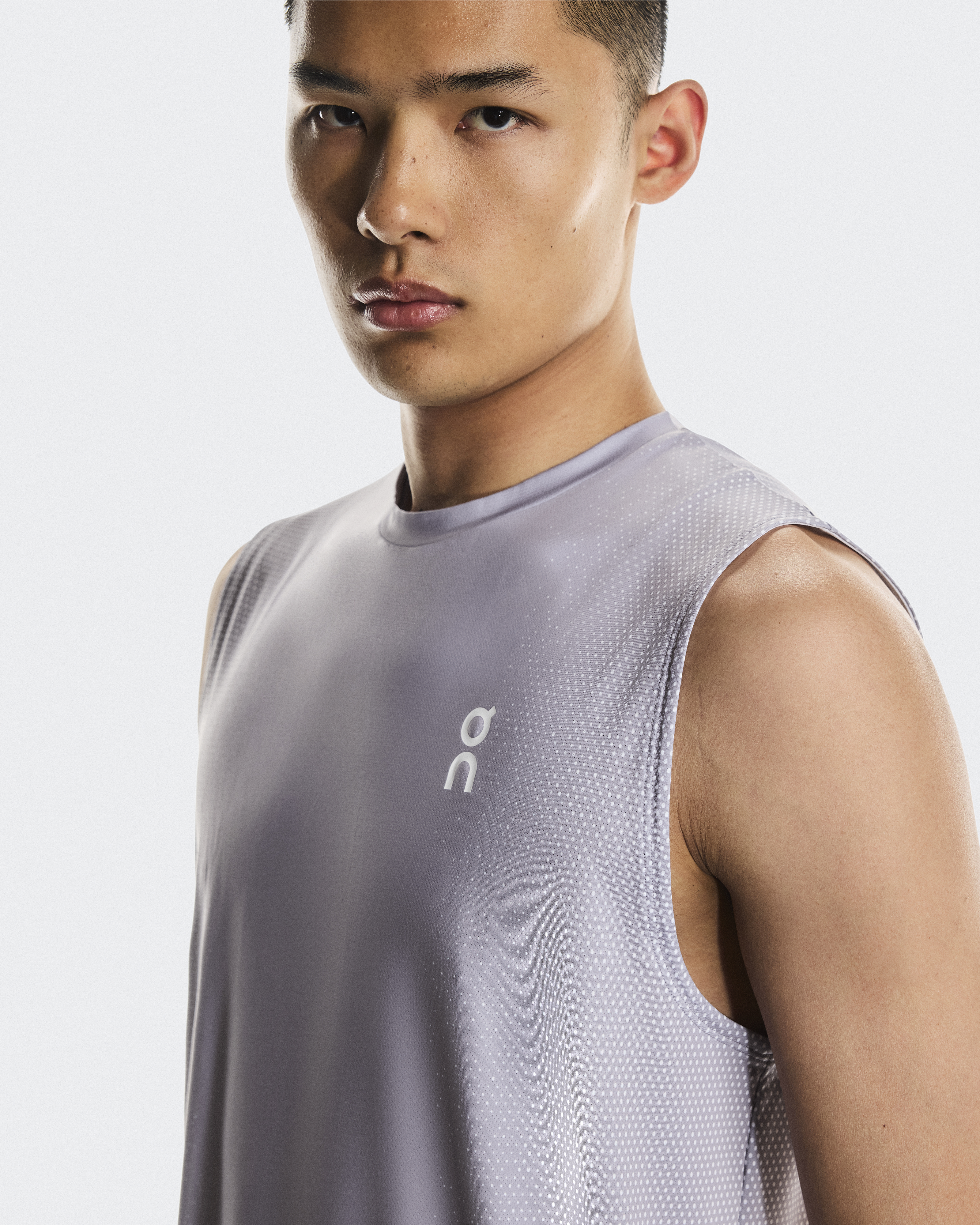 Court Tank: Men's Lightweight Sleeveless Tennis Top | On | On