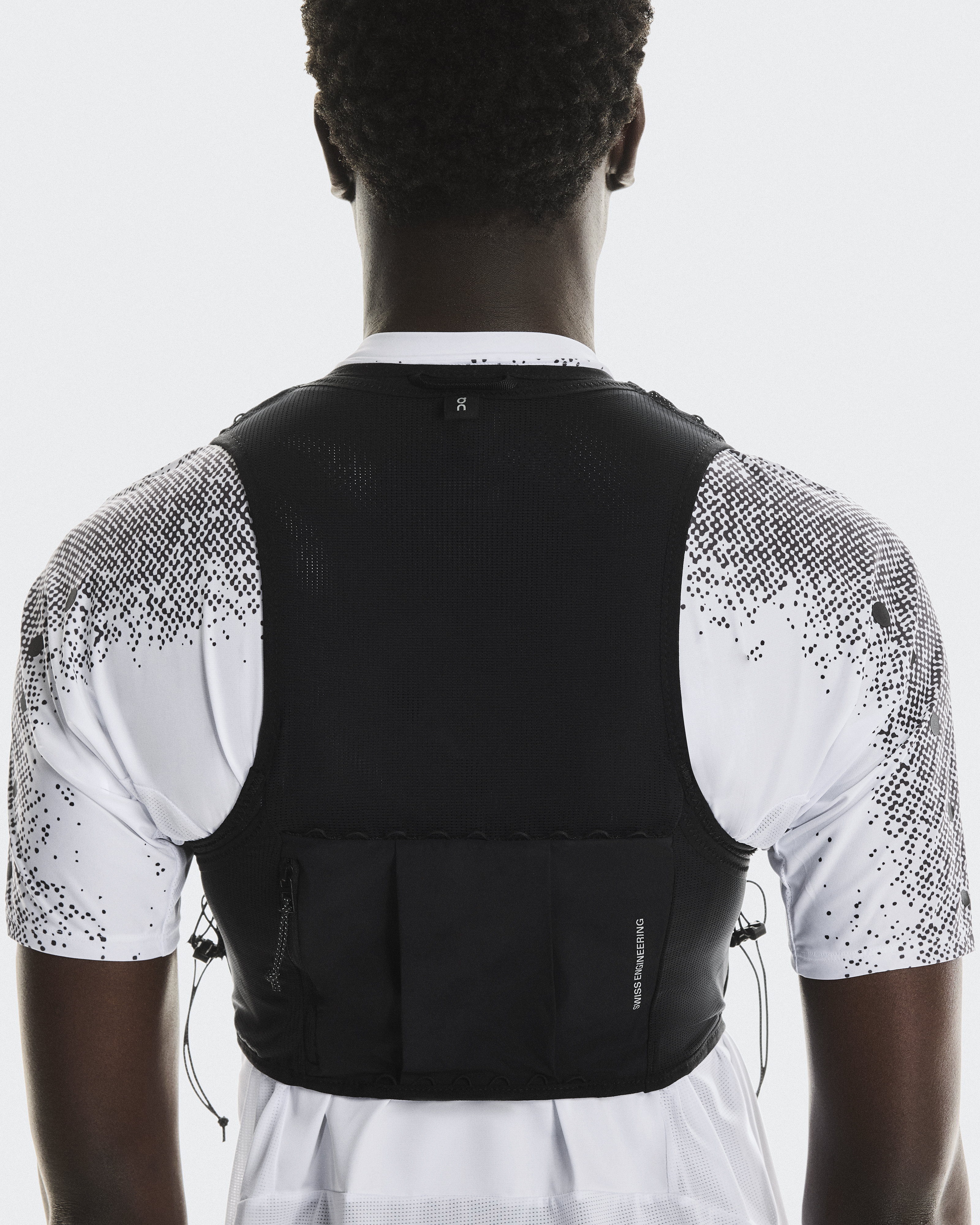 Ultra Vest Pro | Black | On United States