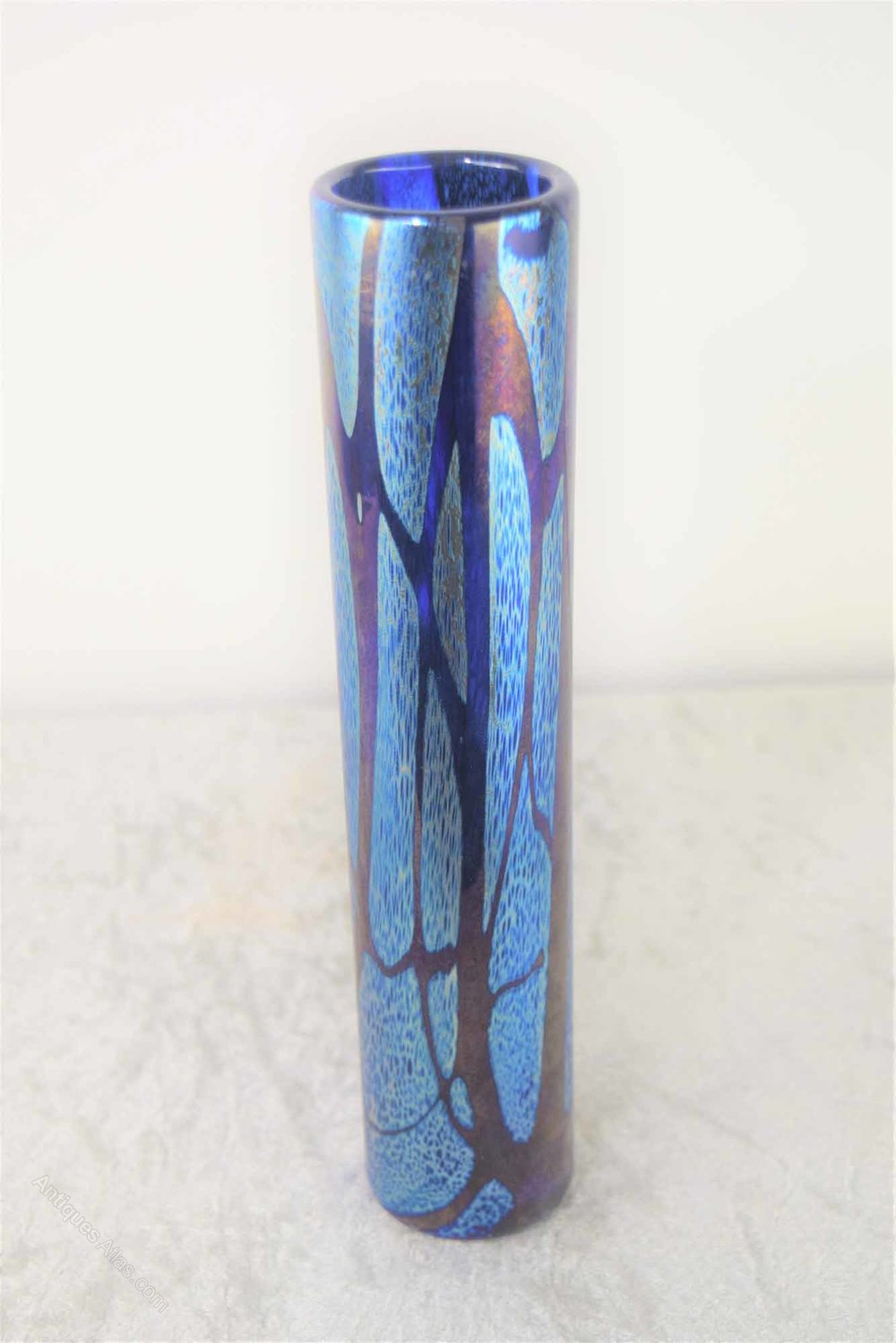 Antiques Atlas - Isle Of Wight Studio Glass Vase as993a164