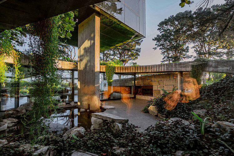 Casa Moro / TAM - Guillermo Elgart | ArchDaily Brasil