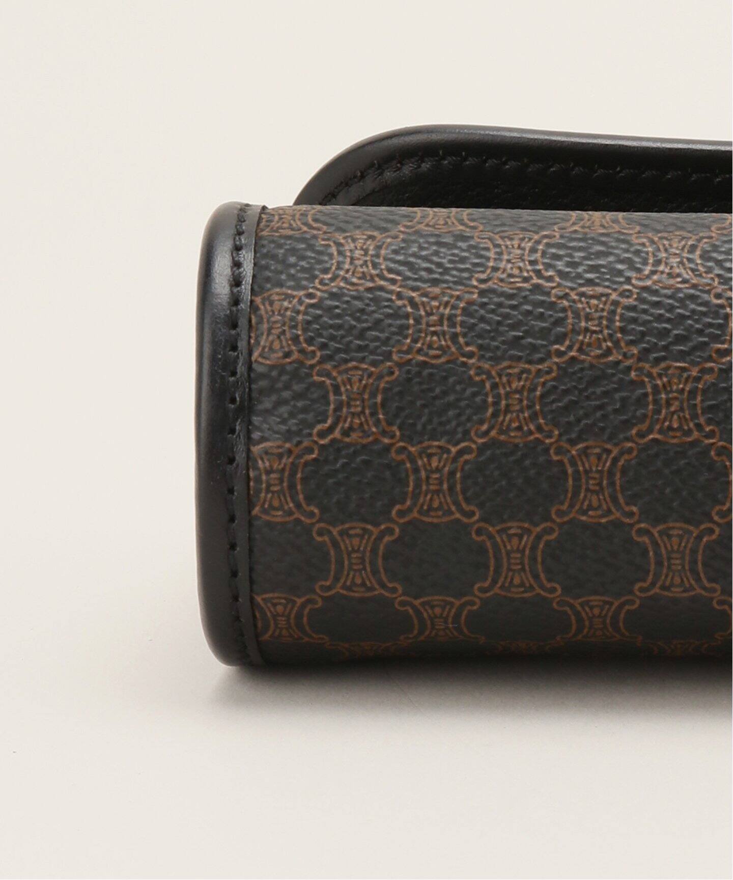 CELINE / セリーヌ】Macadam pouch（ポーチ）｜HIROB（ヒロブ）の通販