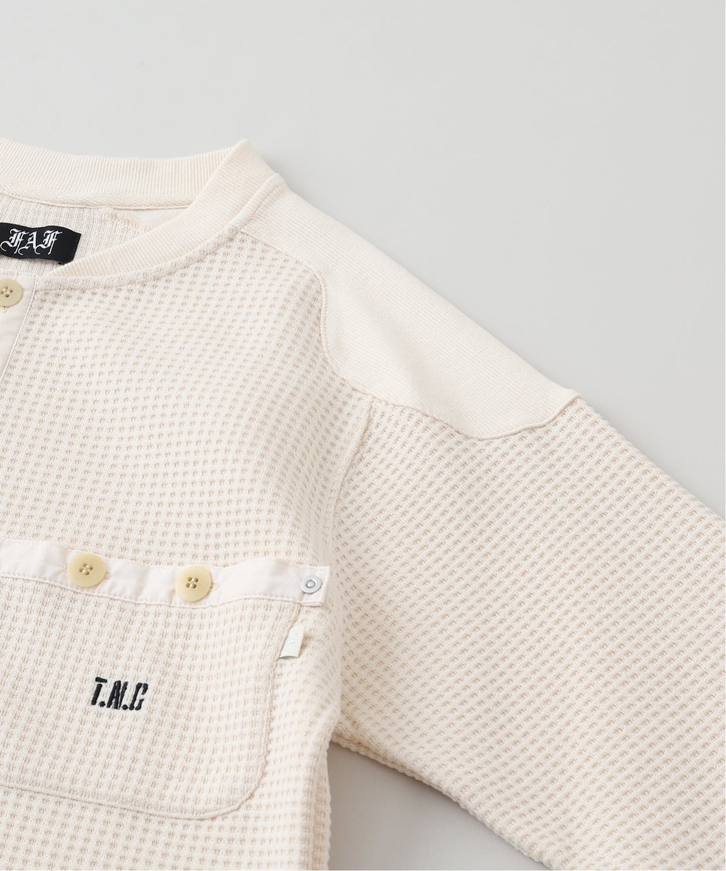 FAF / フェイク アズ フラワーズ PACIS THERMAL HENLEY NECK（Tシャツ