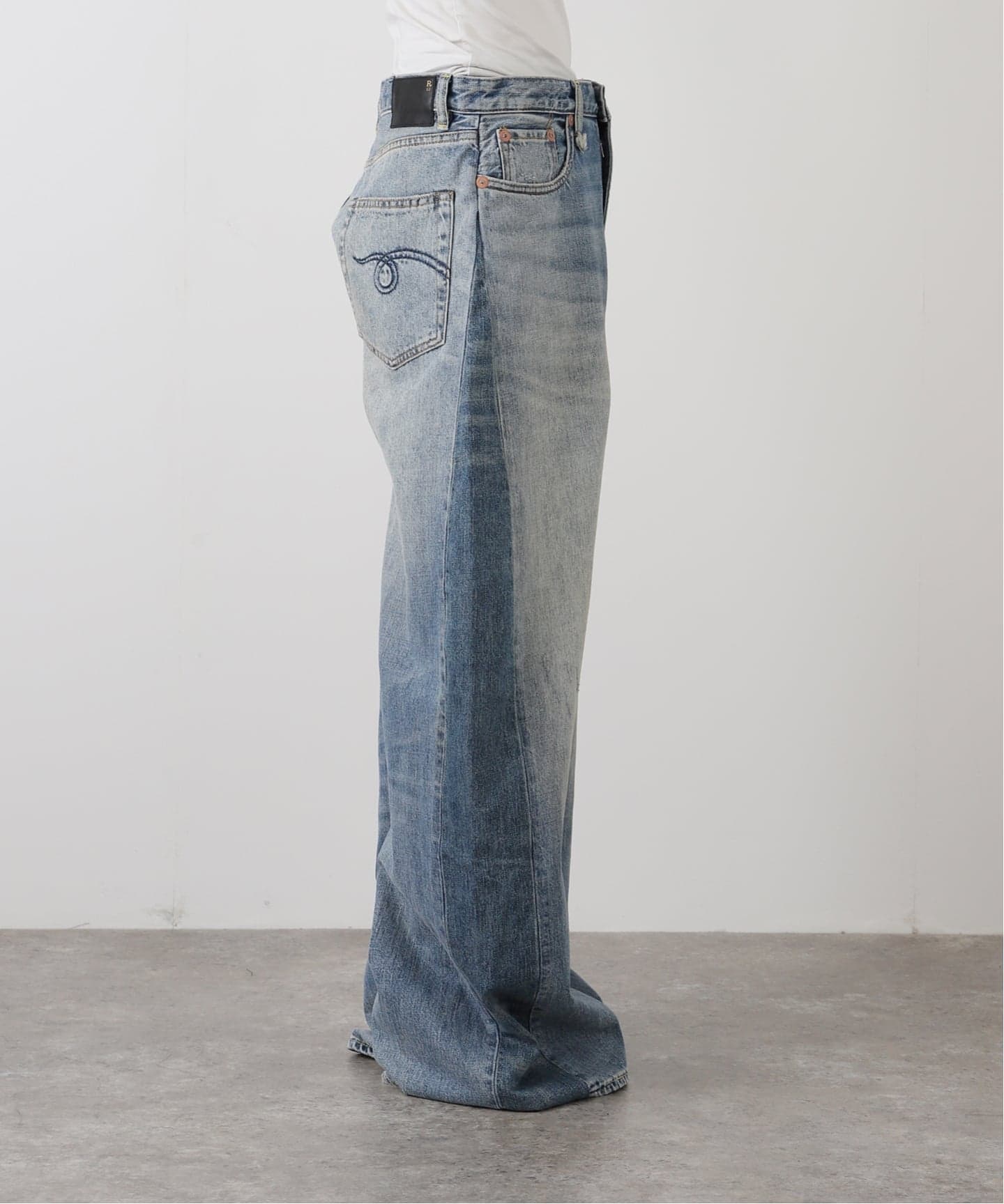 R13/アールサーティーン】 INSERT D'ARCY LOOSE JEAN（デニムパンツ