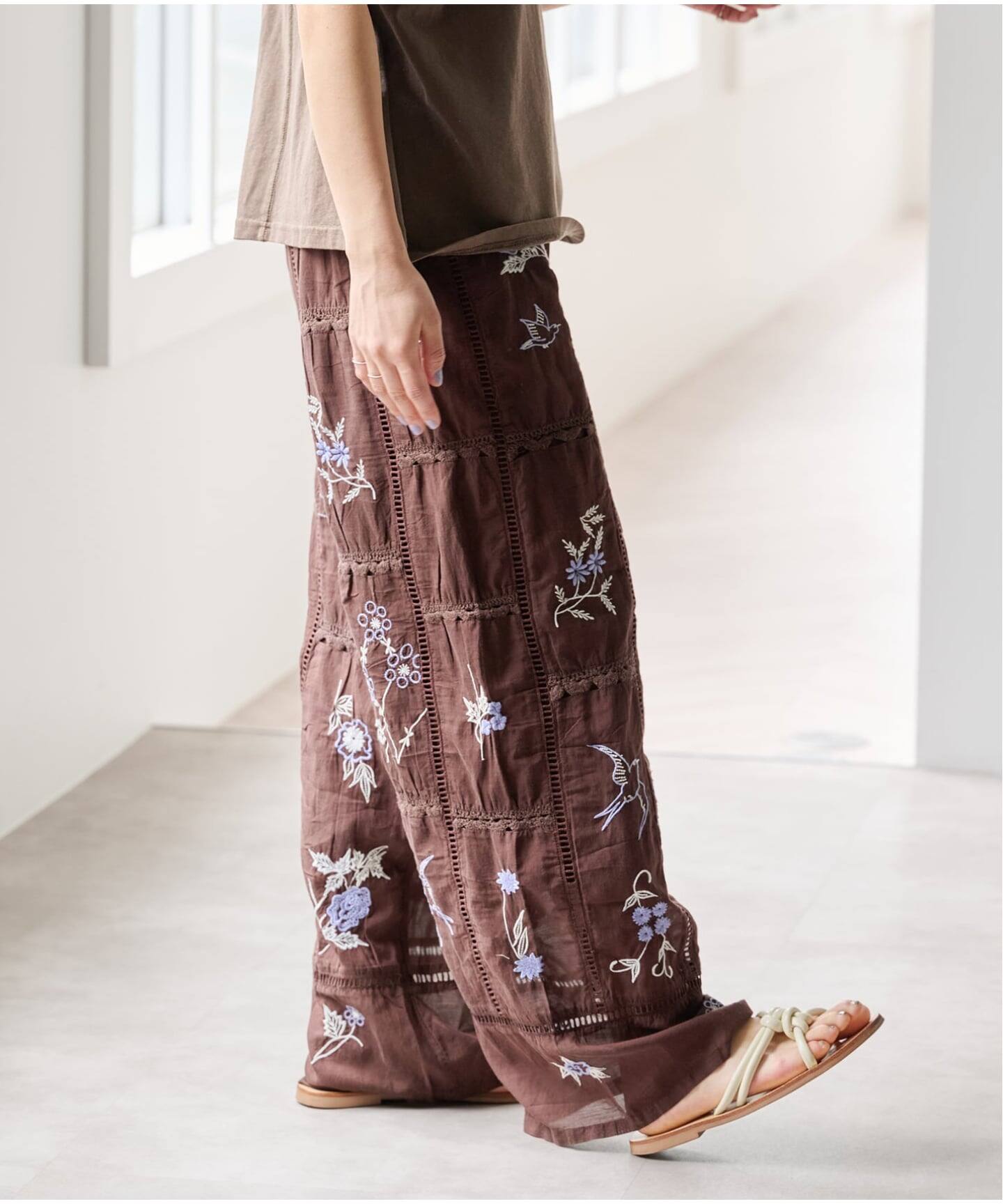予約》TODAYFUL Embroidery Patchwork Trousers（スラックス）｜BOICE