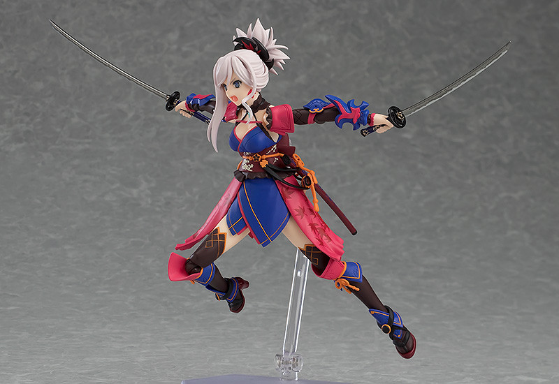 figma セイバー/宮本武蔵