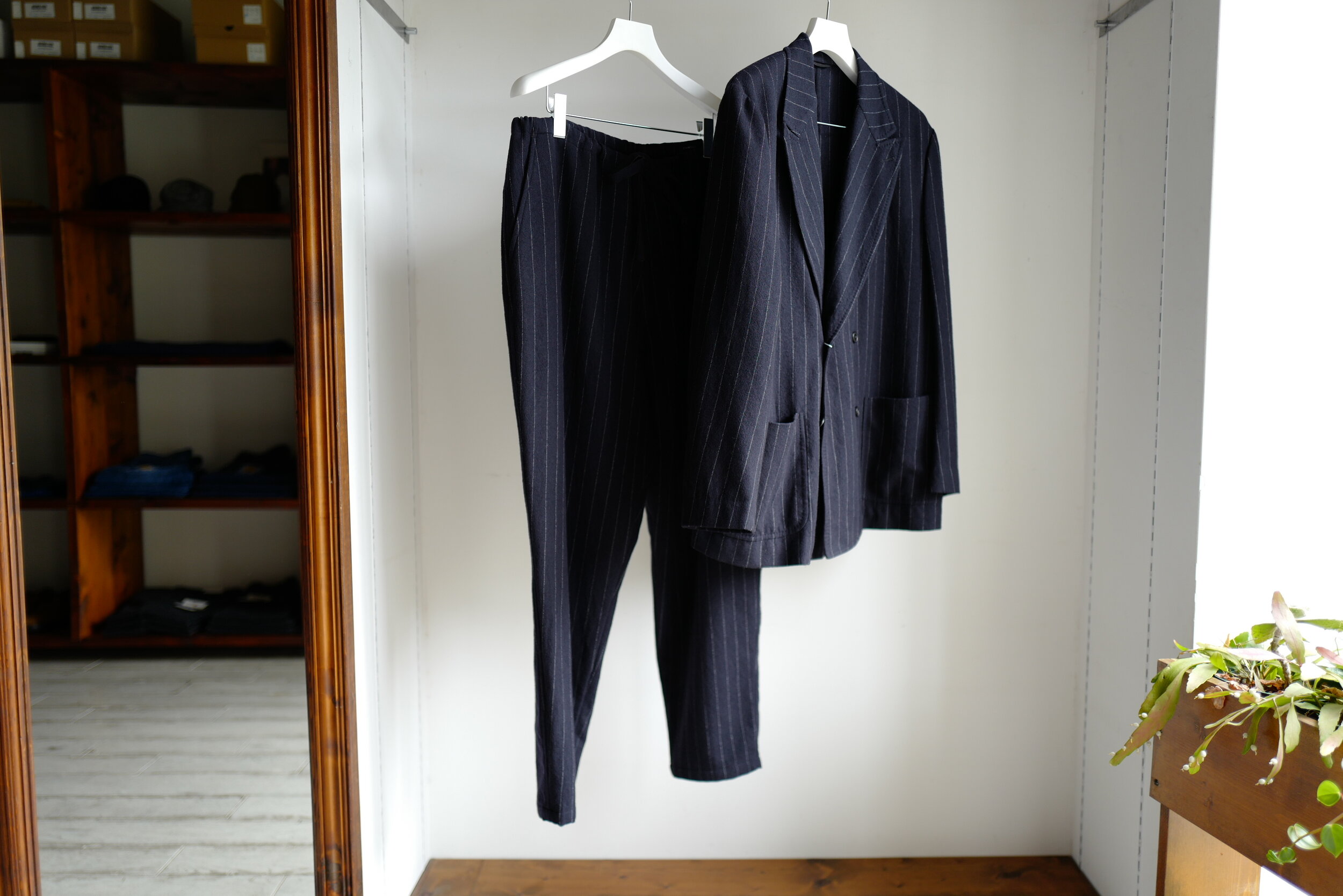 COMOLI 強縮ウール ダブルジャケット & テーパードパンツ — TF Blog