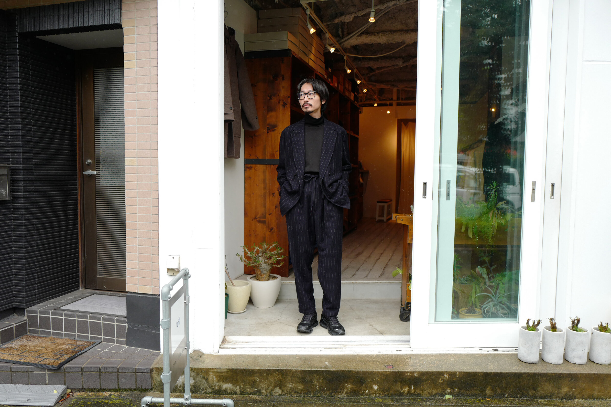 COMOLI 強縮ウール ダブルジャケット & テーパードパンツ — TF Blog