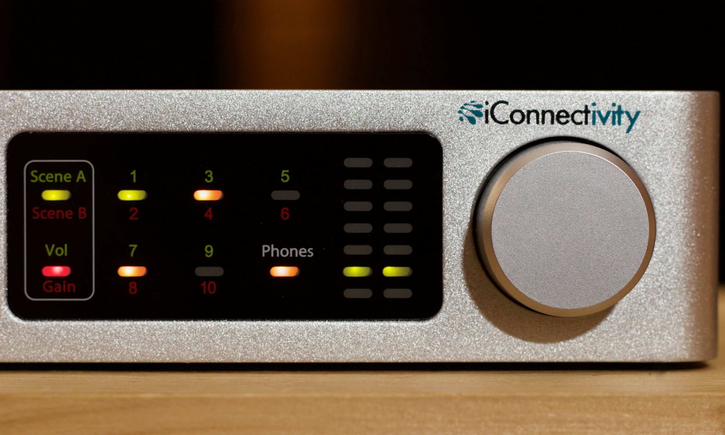 PlayAUDIO12 — iConnectivity