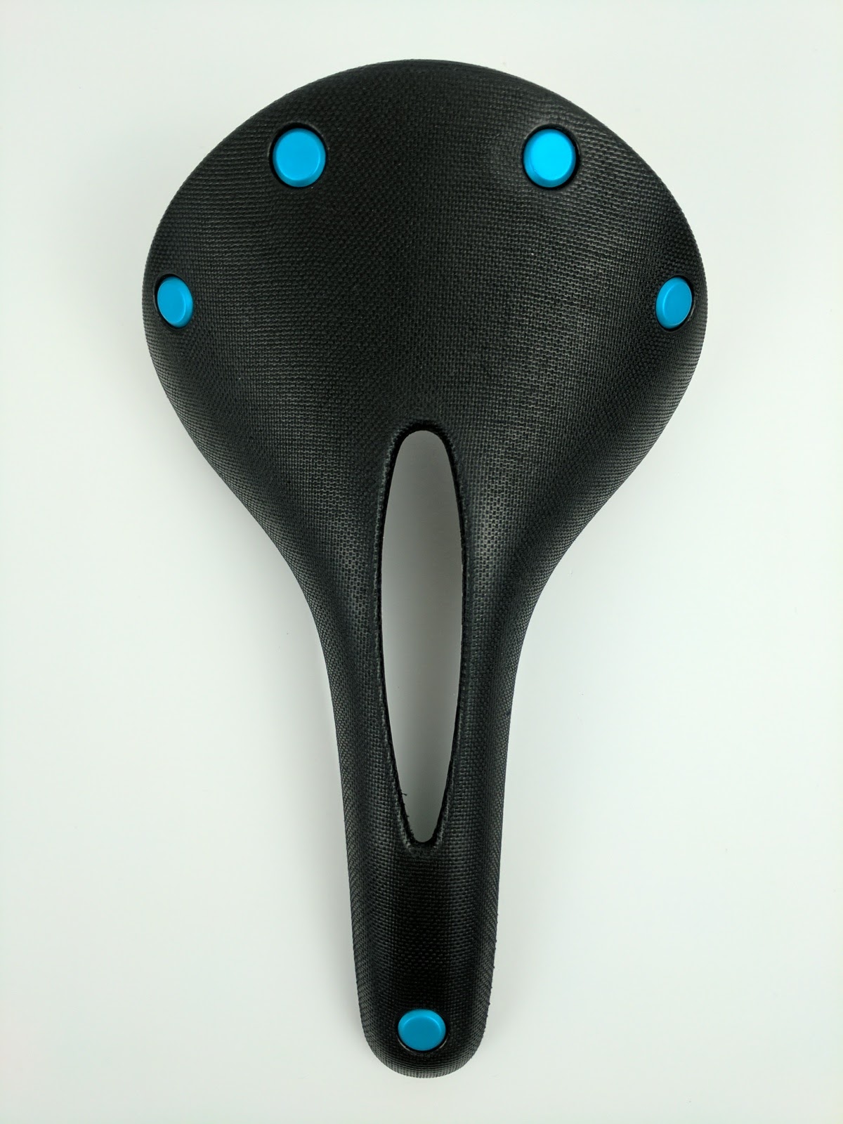 Brooks Cambium C17 Carved - All Weather - Black — CRIVETS
