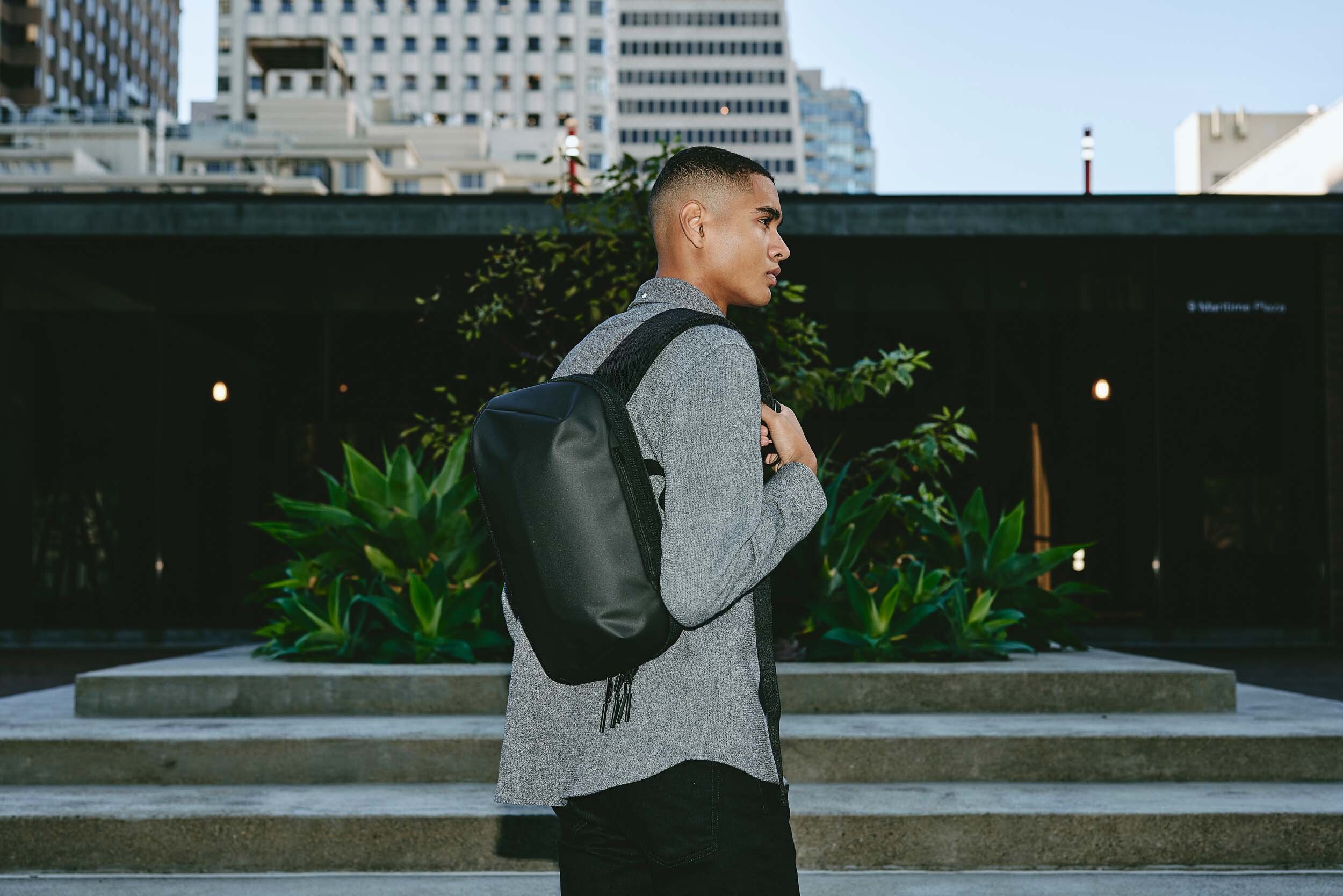 Tech Sling 2 - Black — Aer | Modern gym bags, travel backpacks and