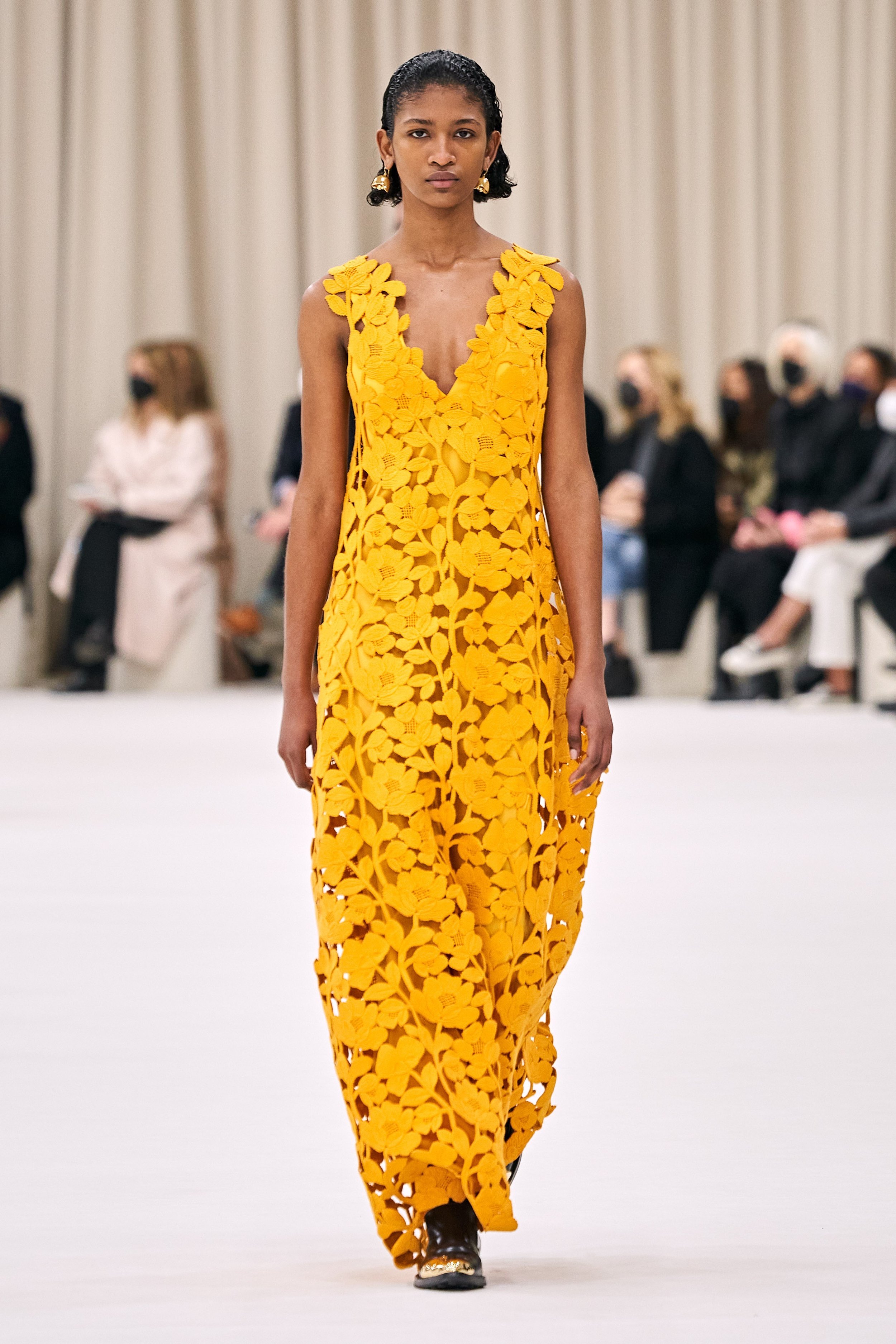 Jil Sander's proportioned play for AW22. — Perfect˙
