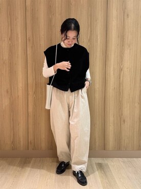 ナッピングウール2WAYベストを使った人気ファッションコーディネート
