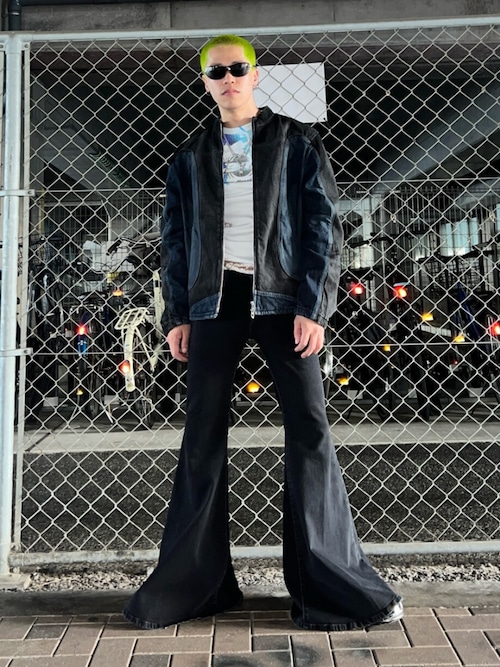 ウィメンズ デニムパンツ FLARE 1970 D-BLEESS L.30（デニムパンツ