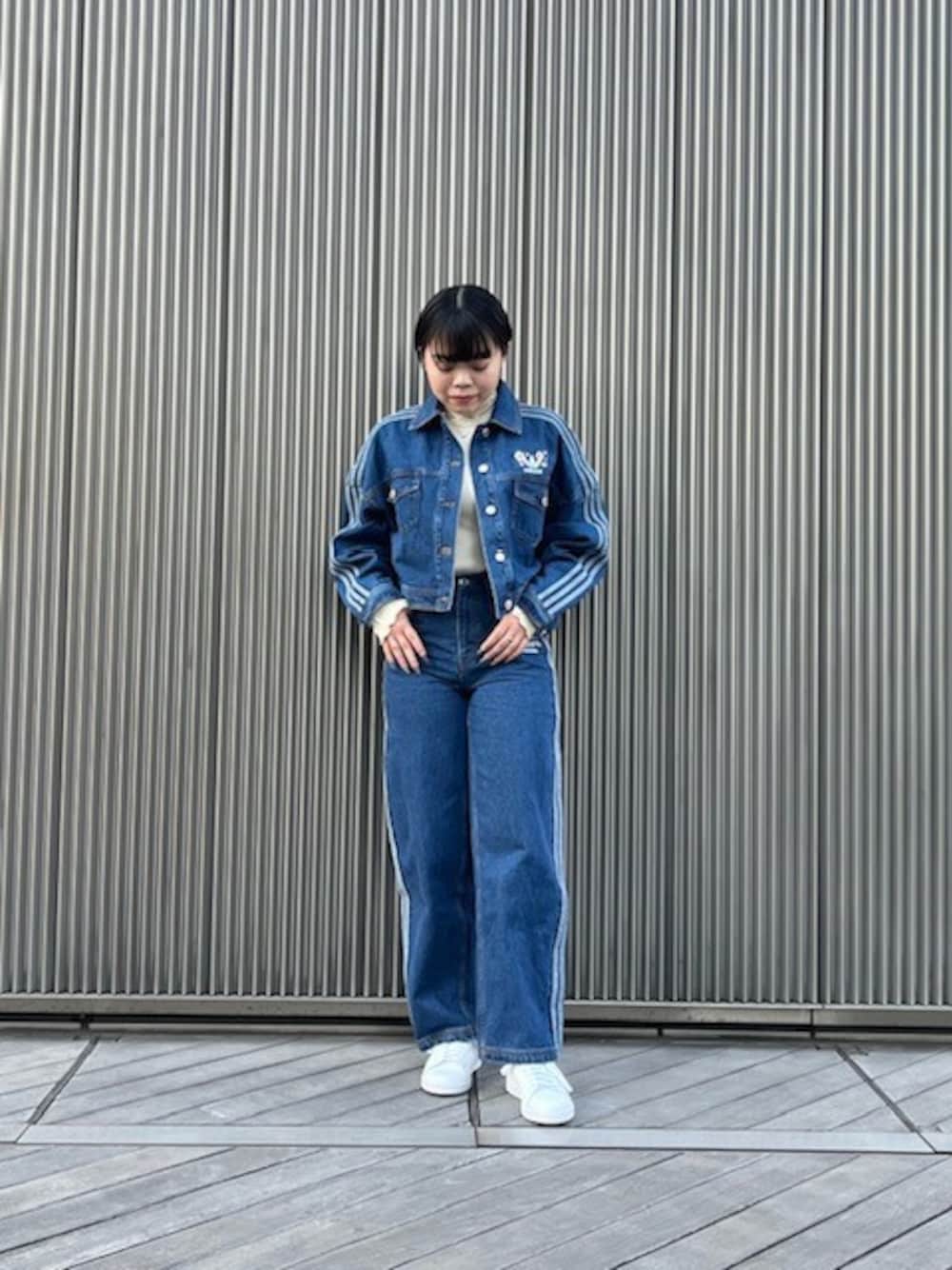 ももか(アディダス オリジナルスショップ 横浜ビブレ)｜adidasのデニム