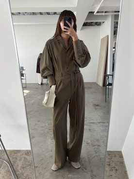 RIM.ARKのオールインワン・サロペットを使った人気ファッション