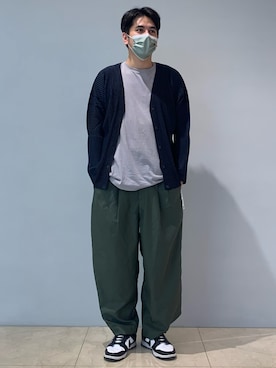 HOMME PLISSE ISSEY MIYAKEのノーカラージャケットを使ったメンズ人気