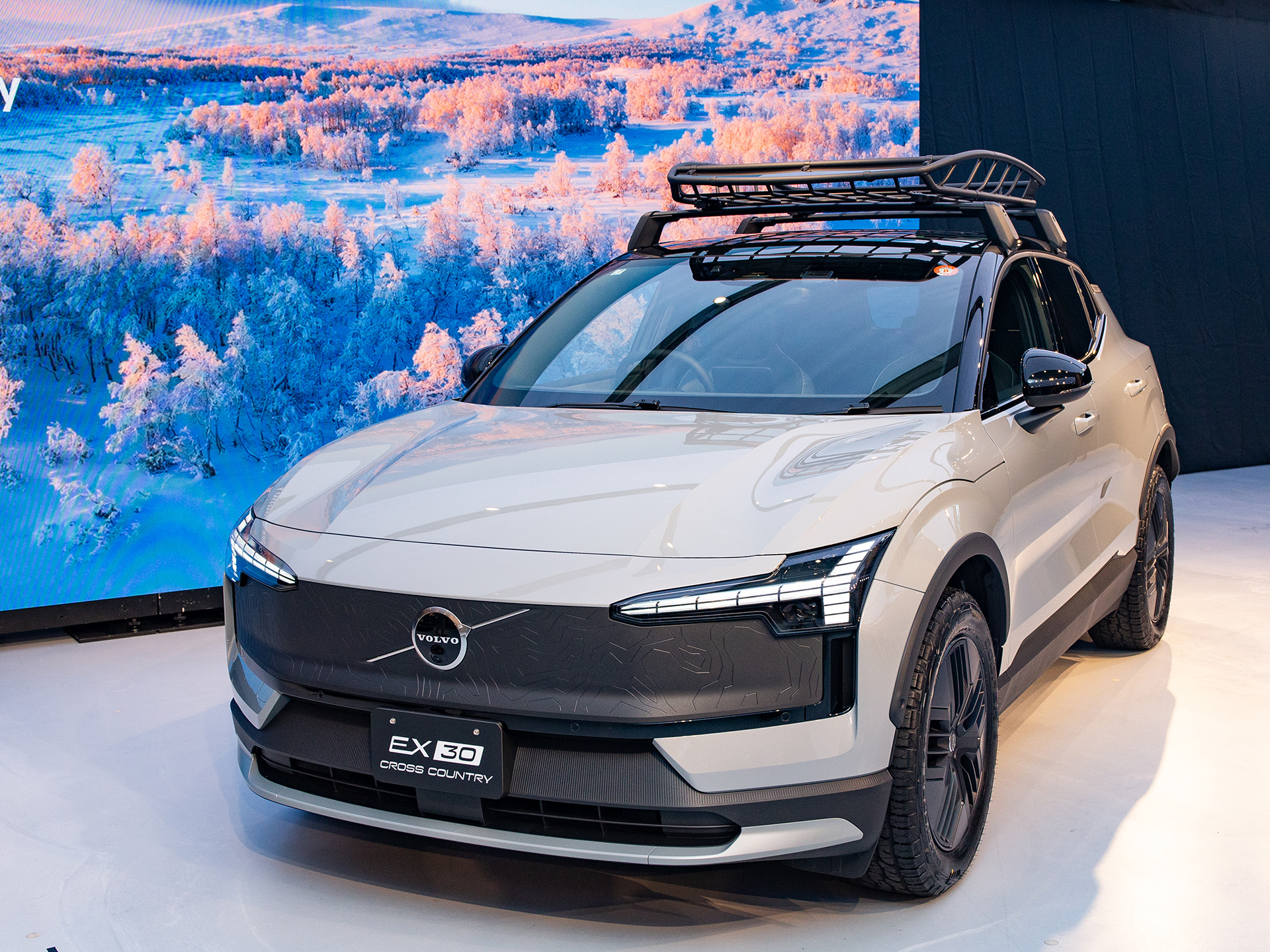 ボルボ「EX40」にプレミアムな特別仕様車、最後を飾る「クラシック