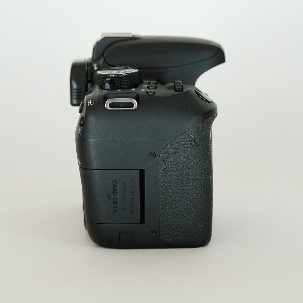 Canon EOS Kiss X9iの出品 | ONE SCENE（ワンシーン）