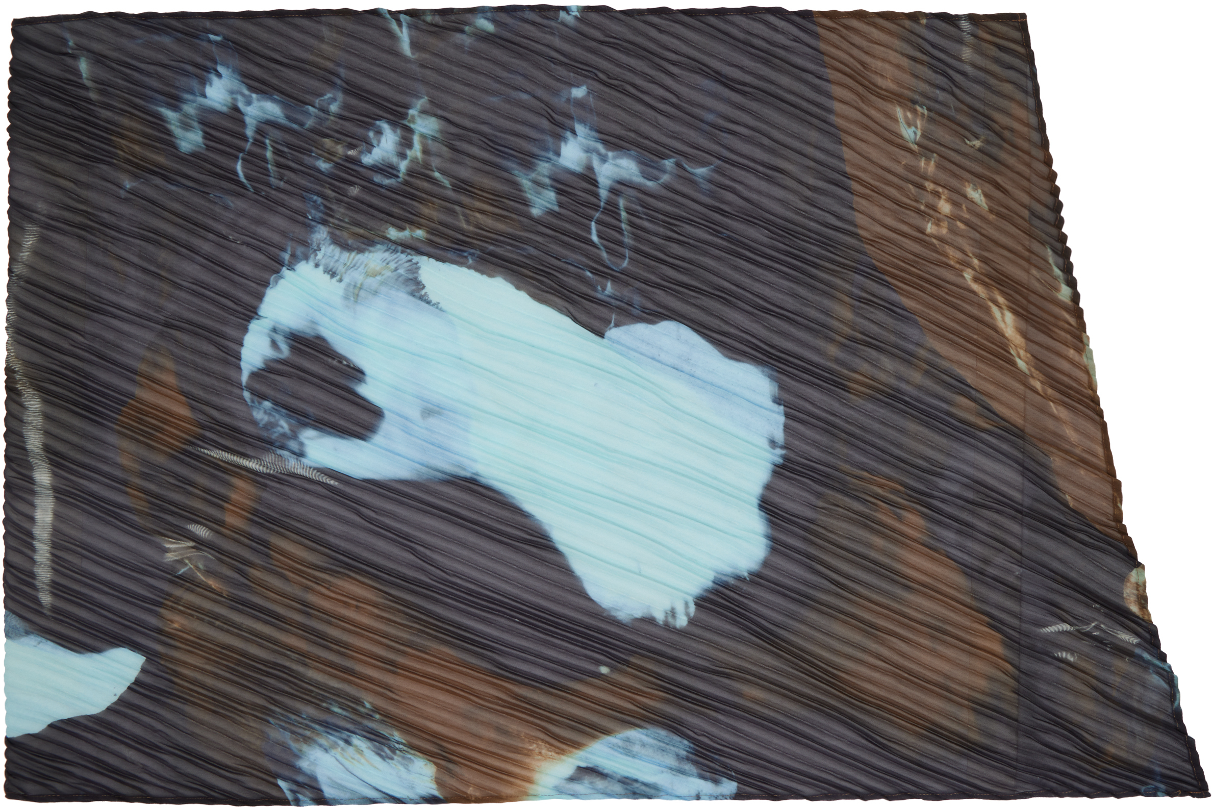 HOMME PLISSÉ ISSEY MIYAKE: Brown & Blue Agate Scarf | SSENSE Canada