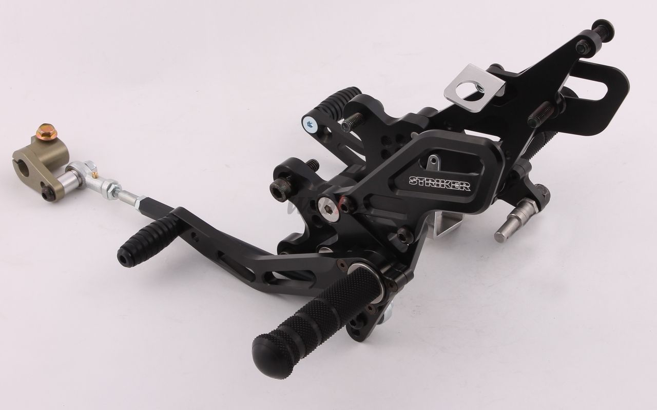 Webike | STRIKER ストライカー STRIKER STEP KIT[ストライカー
