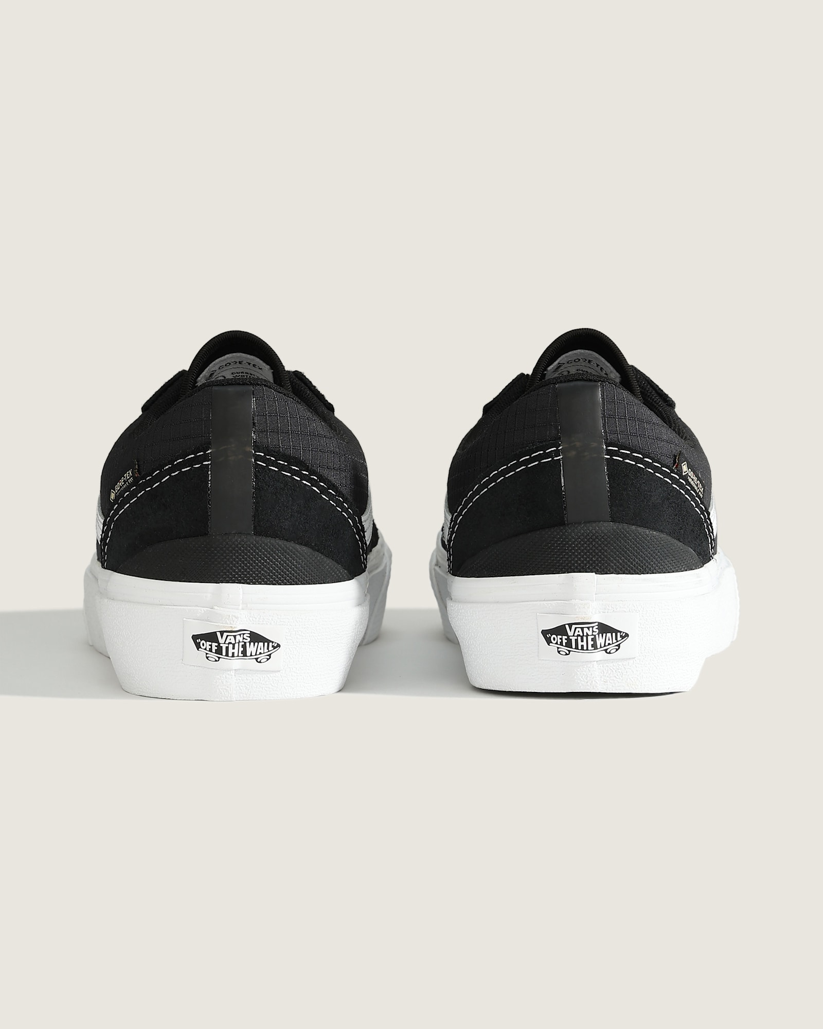 オールドスクール GORE-TEX| VANS（ヴァンズ）公式ストア