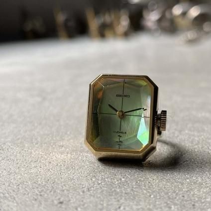 SEIKO RING WATCH (セイコー リングウォッチ) シェル文字盤 カット