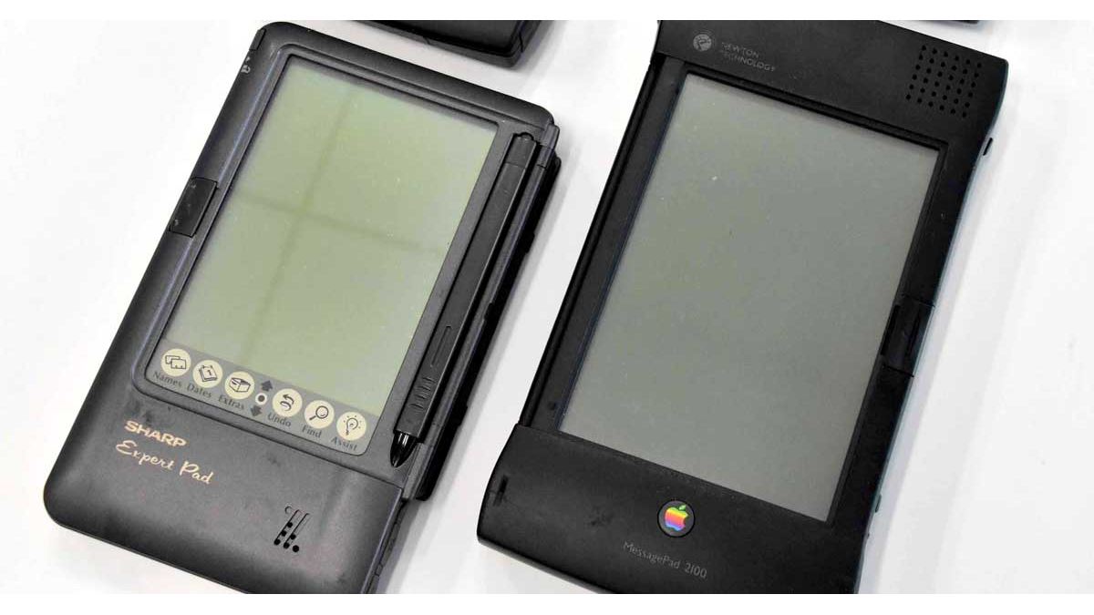 アップル影の歴史、Newton発売25周年企画。これがあったからiPhoneが