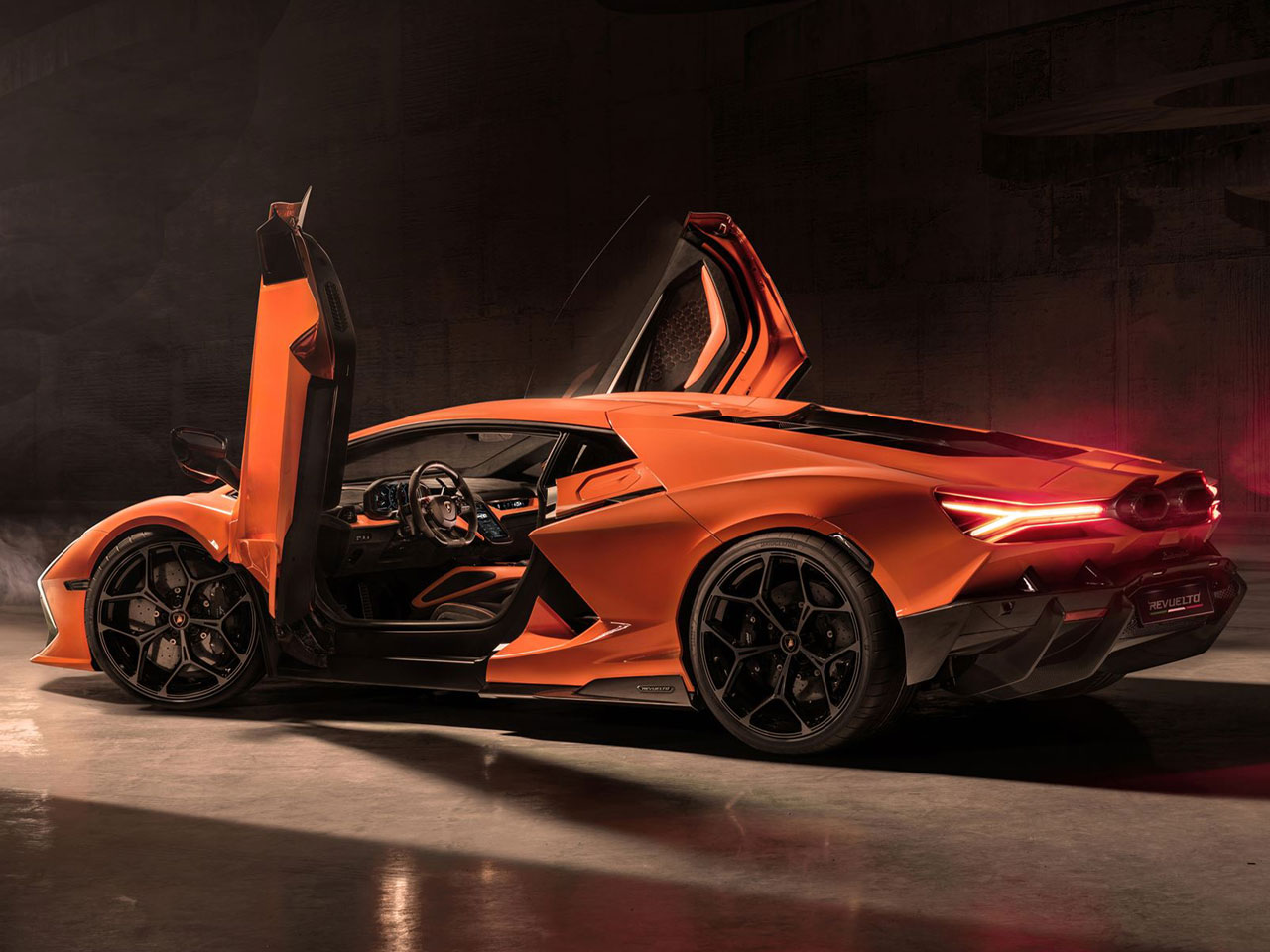 ランボルギーニ レヴエルト 2023年モデルの価格・グレード一覧 価格.com