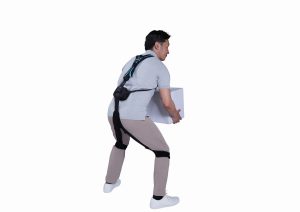 農業分野初「マッスルスーツ Soft-Power®」と「COOL-VEST」を同時導入