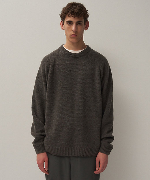 LAMBS WOOL ｜ クルーネックセーター － UNISEX