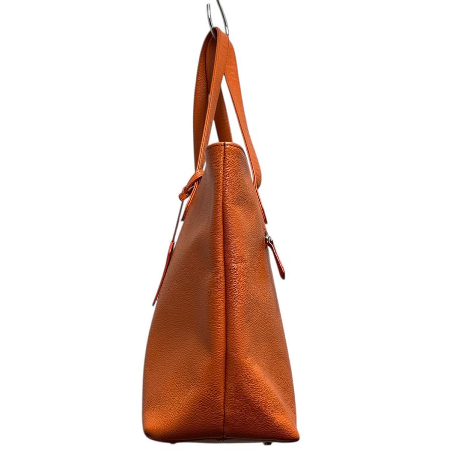 BARNEYS NEWYORK（バーニーズニューヨーク） レザートートバッグ