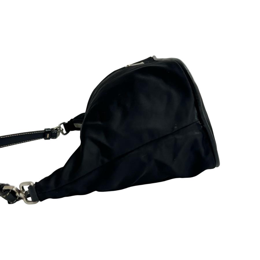 PRADA（プラダ） 極 美品 希少品 三角ロゴ 金具 テスート ナイロン
