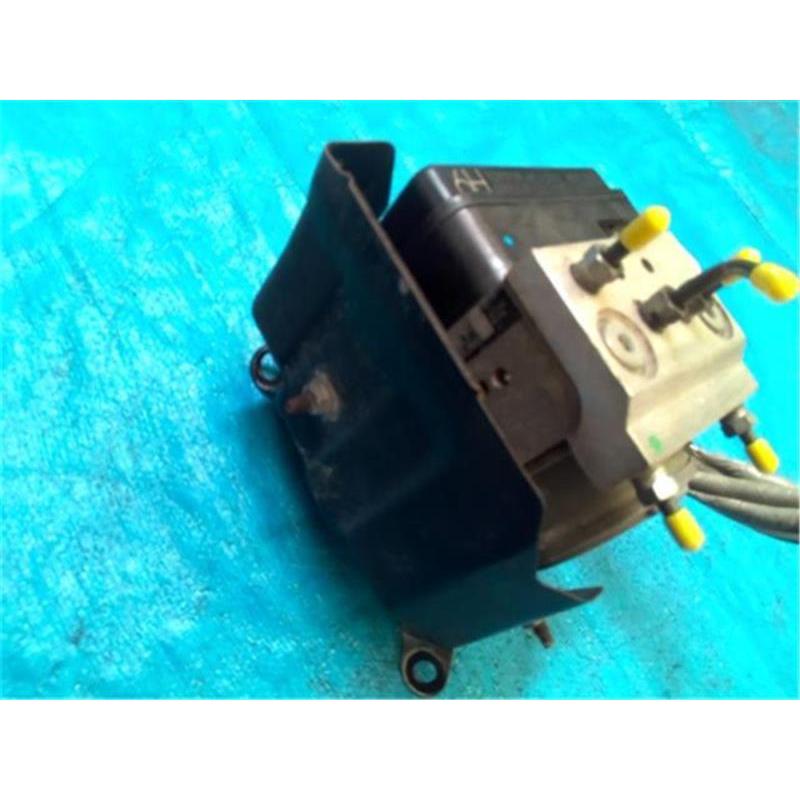 トヨタ 純正 ハイエース 《 TRH200V 》 ABSブレーキ