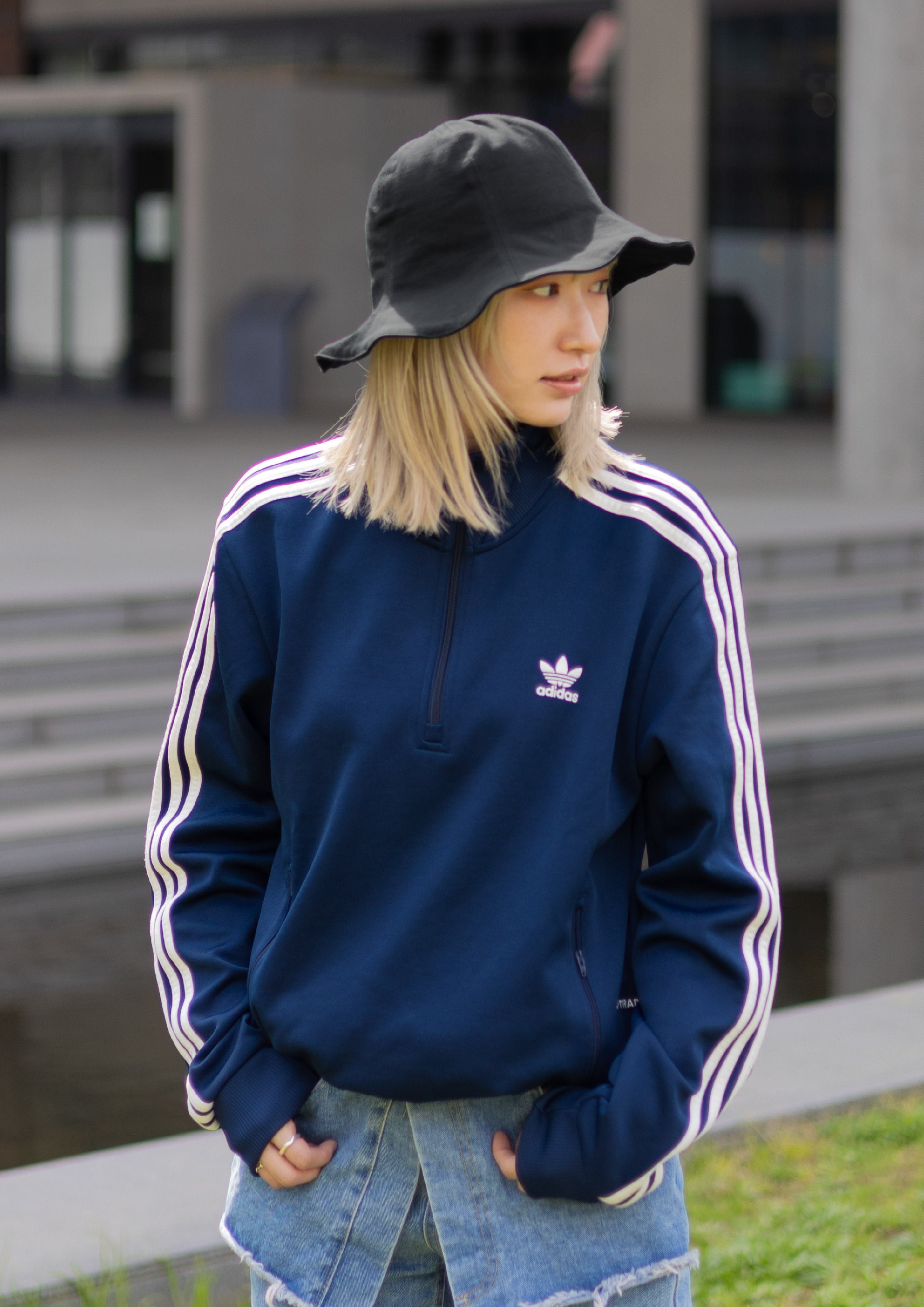 TULIP HAT / BLK – Jane Doe