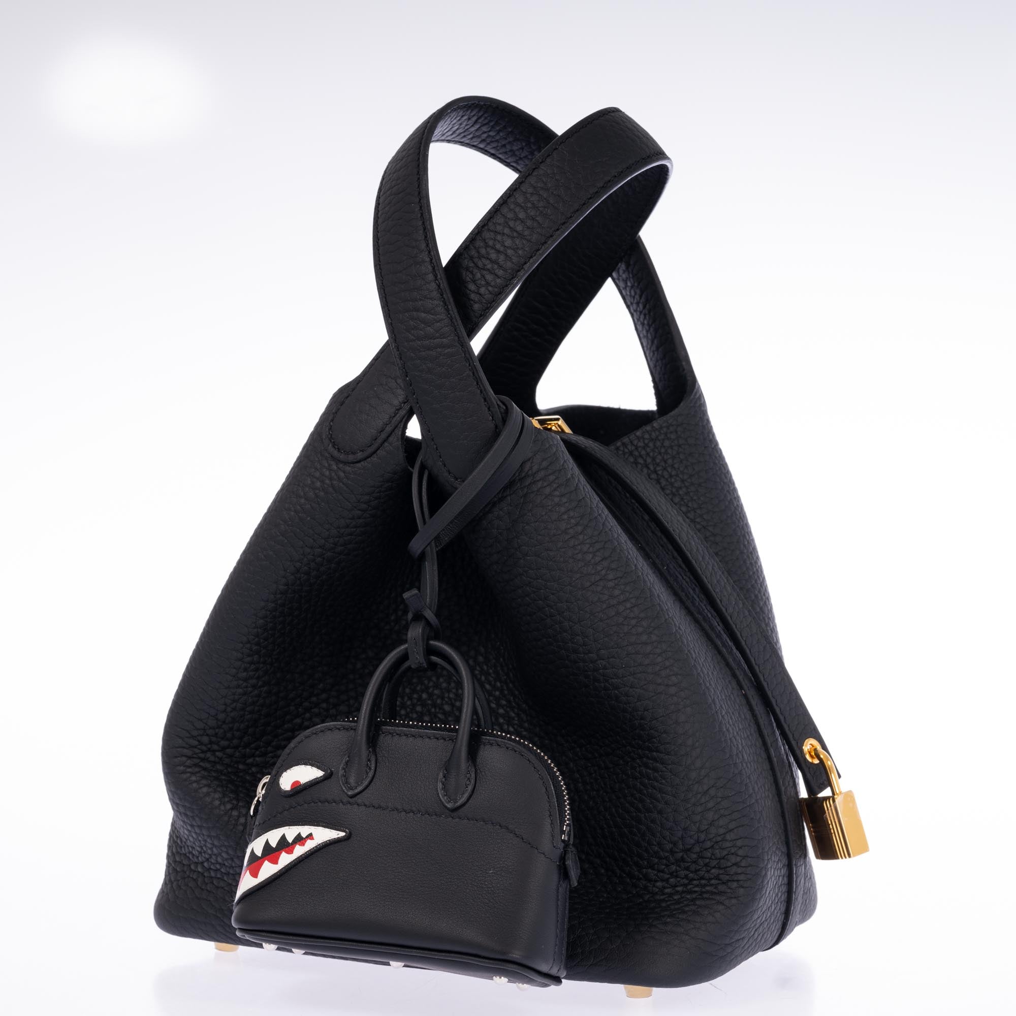 Hermès Picotin Lock 18 Black Clemence Gold Hardware | JANEFINDS