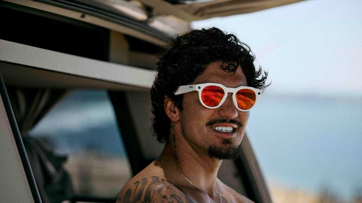 Metaの新型Oakleyスマートグラス、今夏発売へ--Ray-Banとの違いは