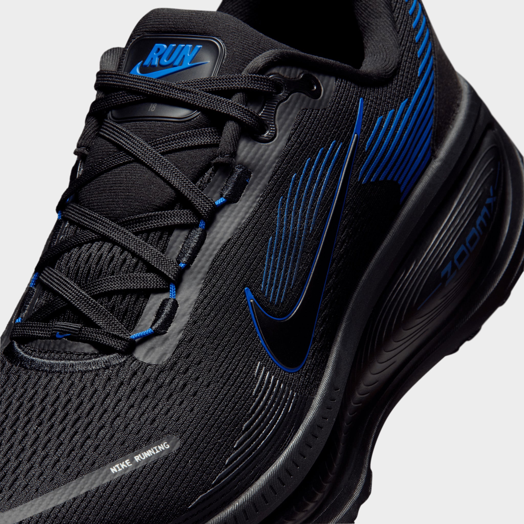 Nike Vomero 18 Black / Black - Blue – JD Sports
