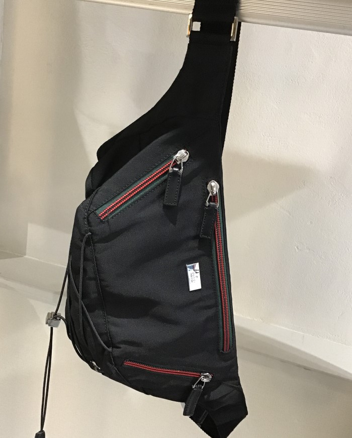 GUCCI（グッチ）シェリーライン 122350 ウェストポーチ】の買取価格と