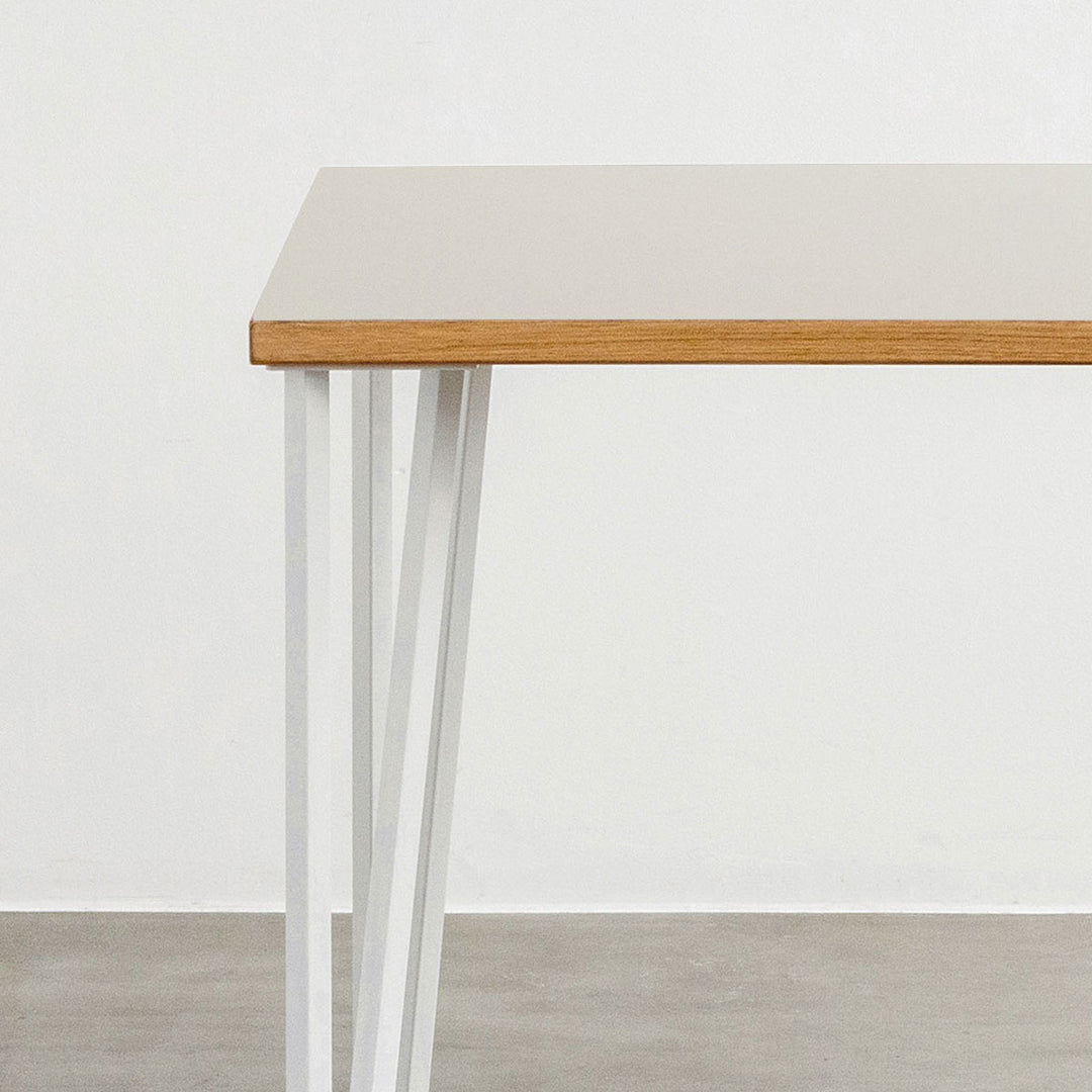 THE CAFE TABLE / リノリウム White Steel トライアングル Straight