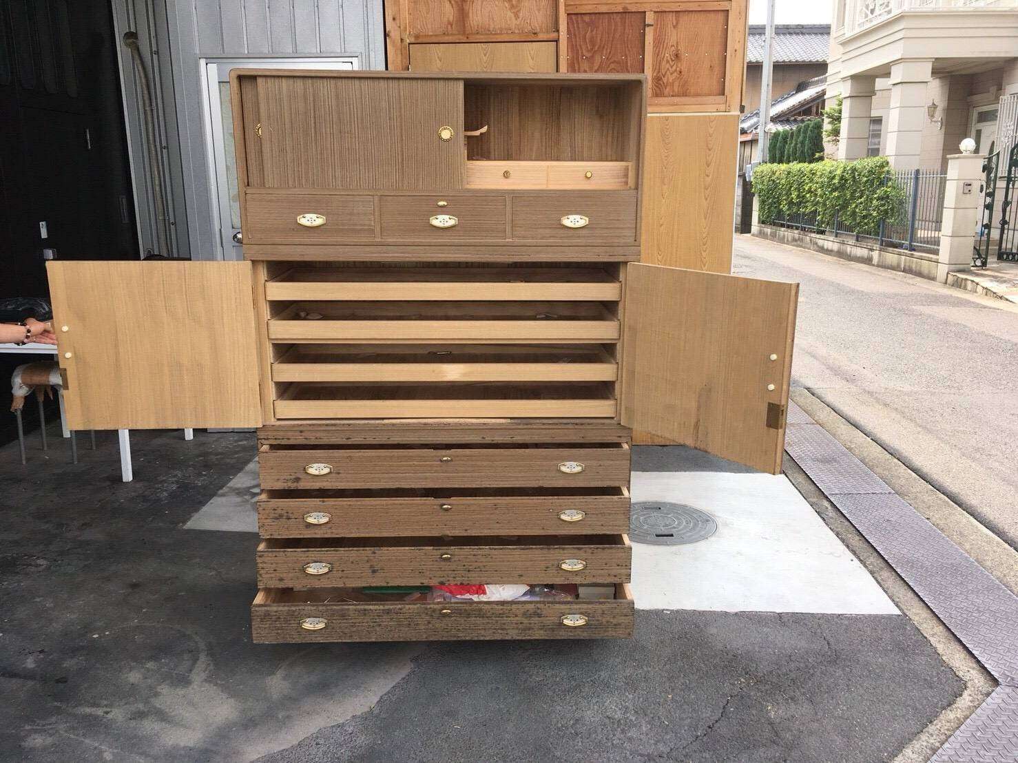 タンスのカビ！家具に発生するカビの原因を解決！