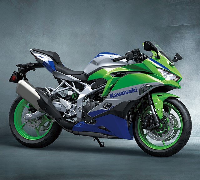 Ninja ZX-4RR 40th Anniversary Edition 受付中！！ | KAWASAKI-ZONE