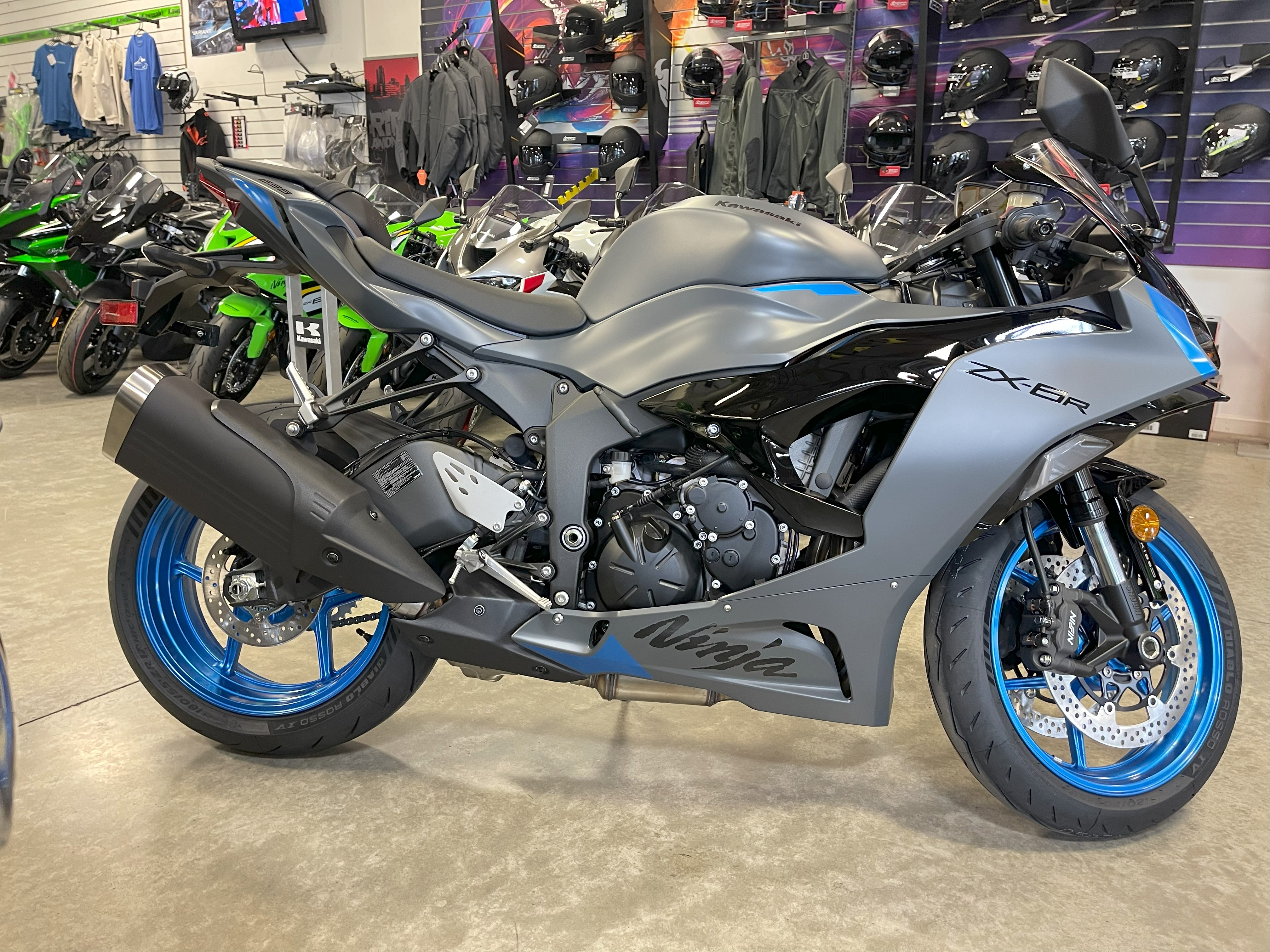 2026-KAWASAKI-NINJA-ZX-6R-ABS-Metallic-Matte-Dark-Gray/Ebony